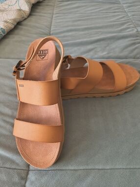 Reef Women’s Caramel Double-Strap Slingback Sandals